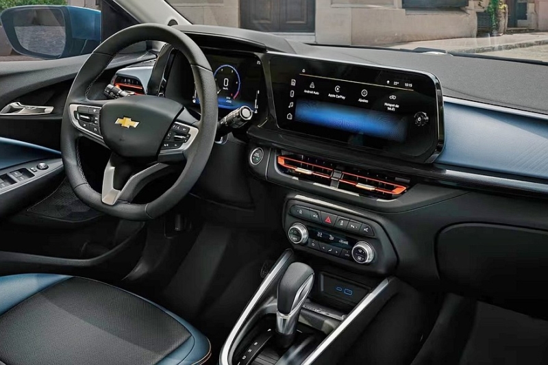 Chevrolet выпустит бюджетный кроссовер на базе Onix: первые официальные кадры