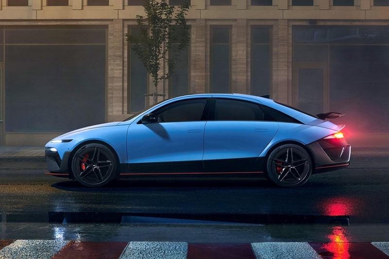 Долгожданный спортседан Hyundai Ioniq 6 N оказался бесконечно далёк от Xiaomi SU7 Ultra