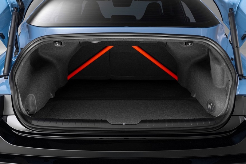 Долгожданный спортседан Hyundai Ioniq 6 N оказался бесконечно далёк от Xiaomi SU7 Ultra