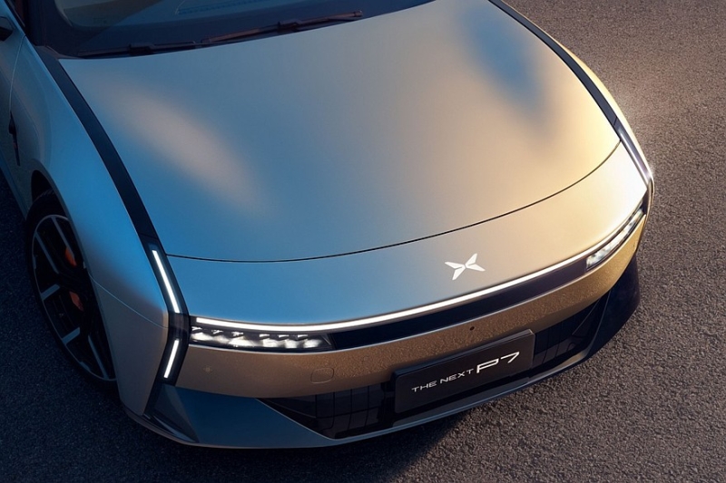 Эффектный лифтбек Xpeng P7 вызвал ажиотажный спрос после премьеры