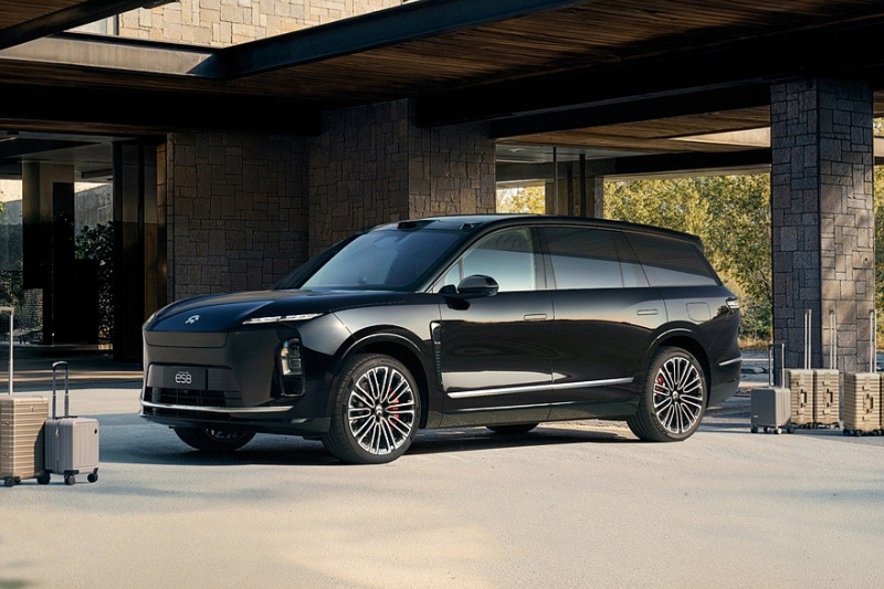 Флагманский кроссовер Nio ES8 нового поколения поступил в продажу: мощнее и дешевле