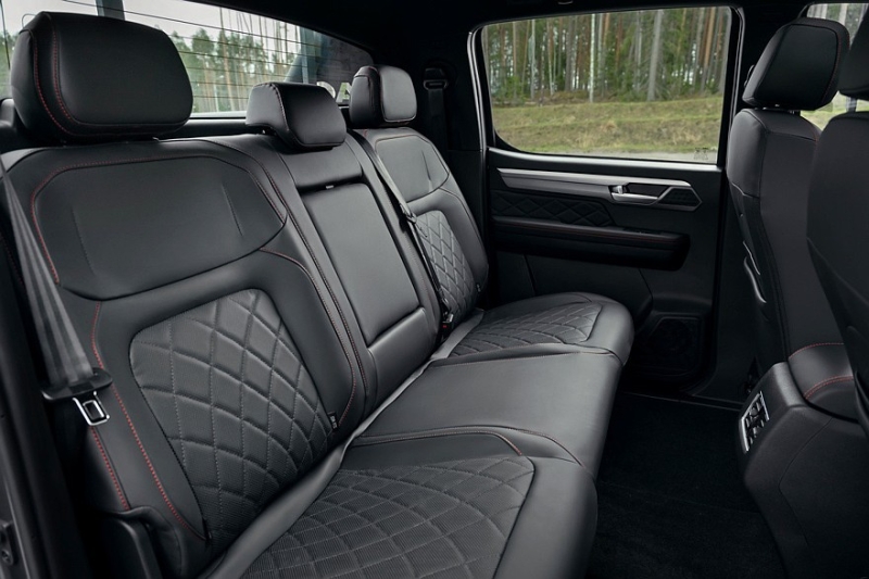 Флагманский пикап JAC T9 в России: теперь с дизелем, цена известна