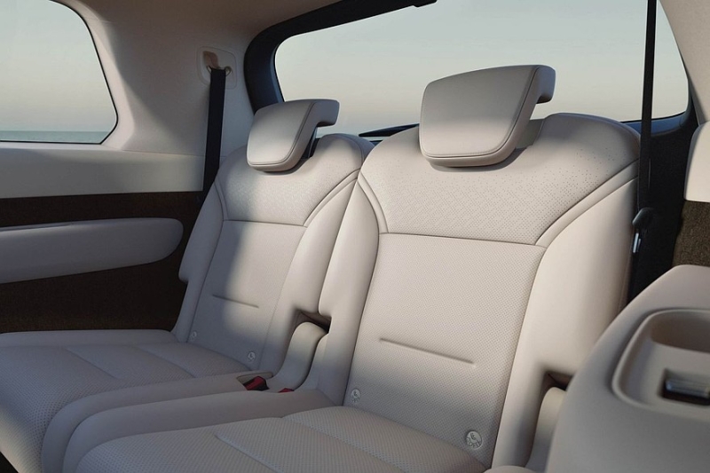 Флагманский трёхрядный кроссовер GAC Trumpchi S9 выходит на рынок