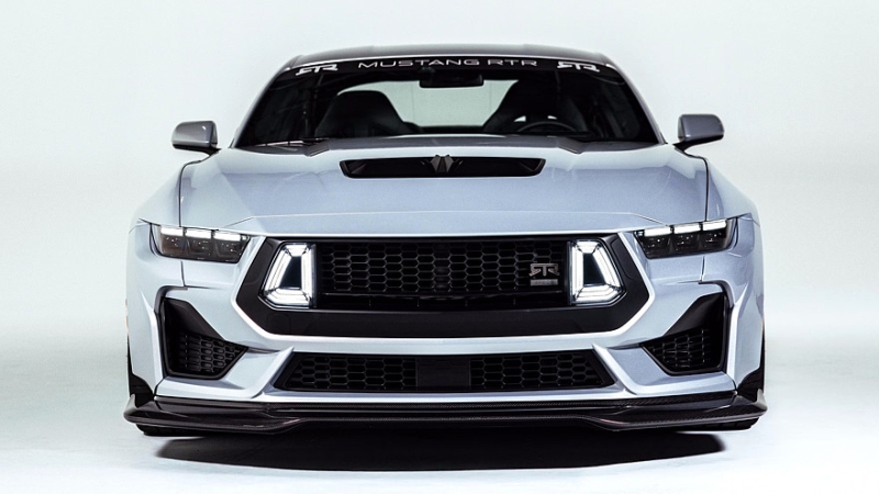 Ford Mustang RTR Spec 5: карбоновый обвес в стиле киберпанк, 882 л.с., можно выбрать МКП