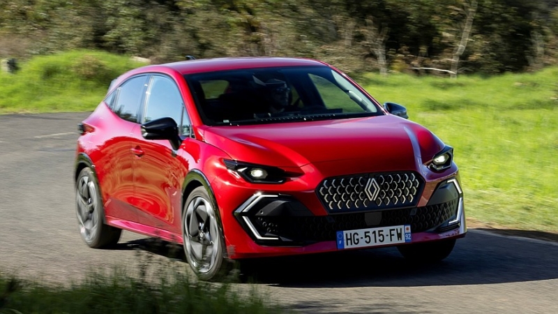 Хот-хэтч Renault Clio R.S. может вернуться на рынок в виде мощного гибрида