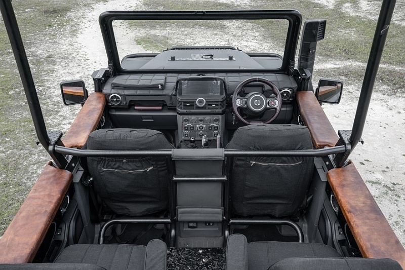 Ineos Grenadier Game Viewer готов к путешествию по саванне