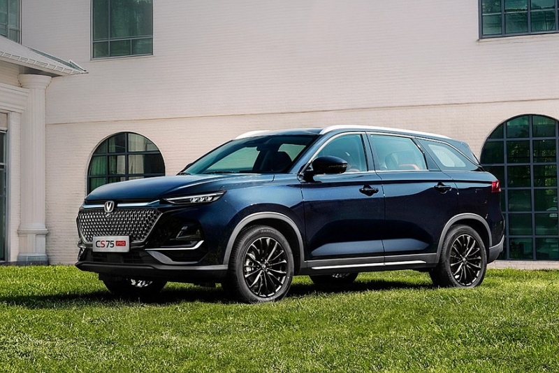 Кроссовер Changan CS75 Pro для России: первые подробности