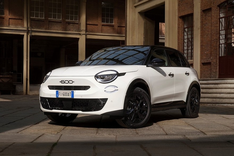 Кроссовер Fiat 600: теперь и чисто бензиновая версия с механикой