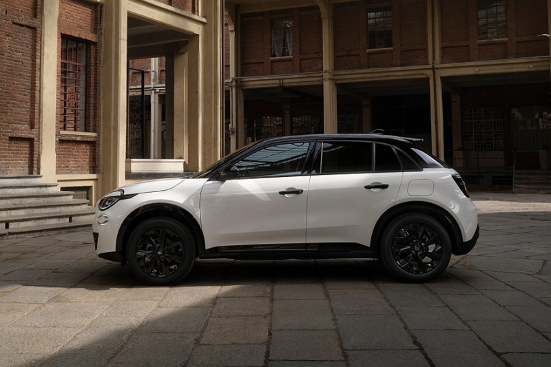 Кроссовер Fiat 600: теперь и чисто бензиновая версия с механикой