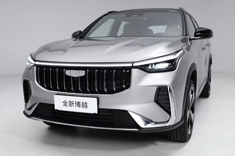 Кроссовер Geely Cityray преобразился снаружи и внутри