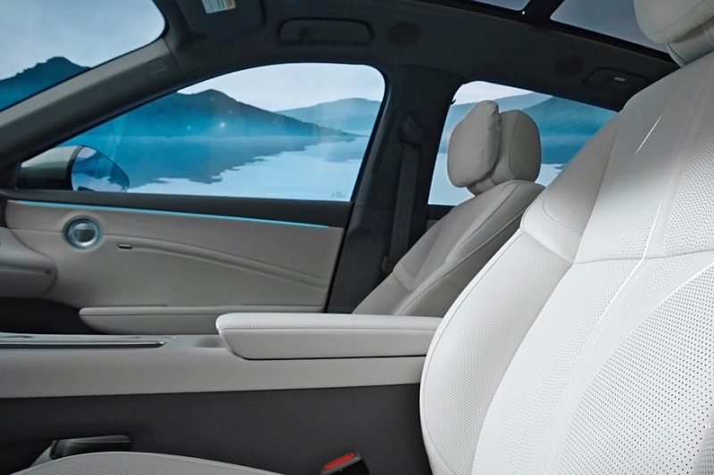 Кроссовер Hongqi HS6: новые изображения и подробности