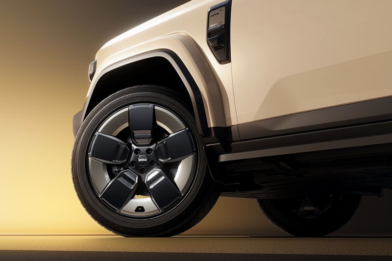 Кроссовер iCAUR V27 от Chery, который привезут в Россию: новые подробности и фото салона