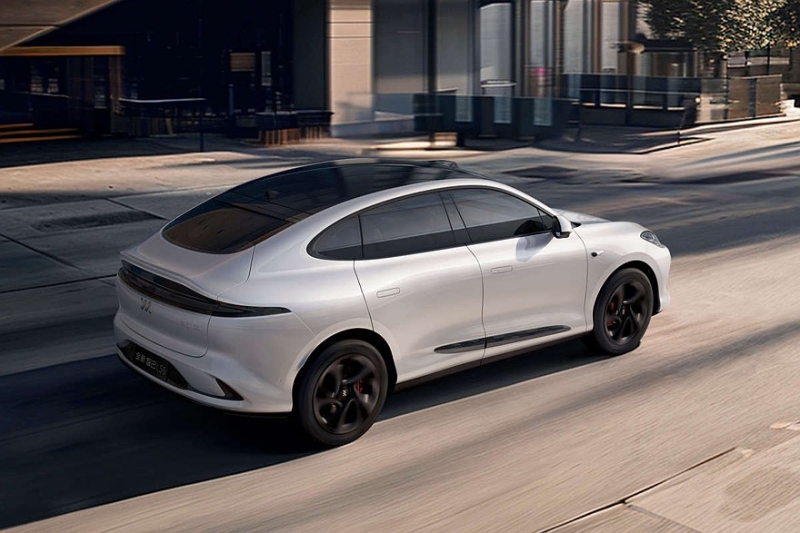 Кроссовер IM LS6 от SAIC в новом поколении получил ещё более необычный интерьер