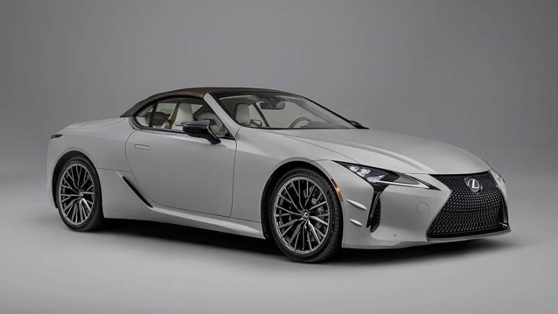 Lexus LC 500 лишился гибридной версии и получил исполнение Inspiration