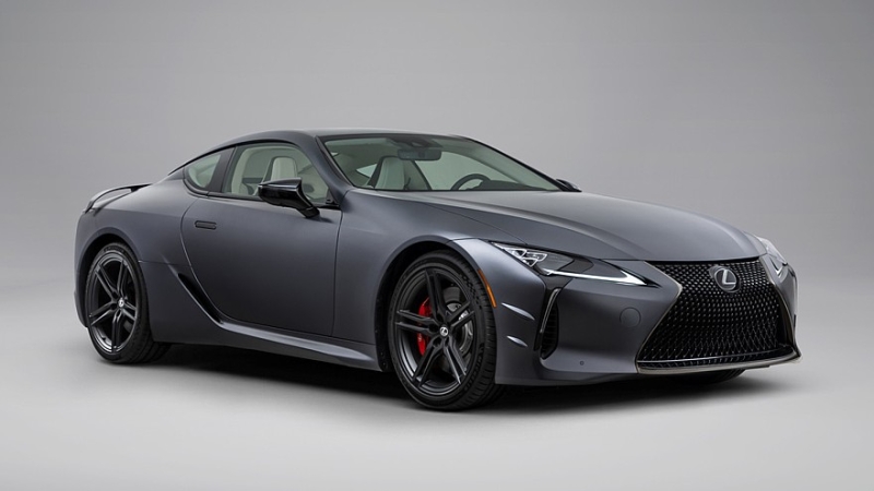 Lexus LC 500 лишился гибридной версии и получил исполнение Inspiration