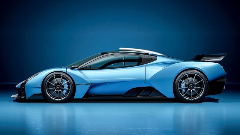 McLaren F1 реинкарнирован в двух суперкарах от Gordon Murray — S1 LM и Le Mans GTR