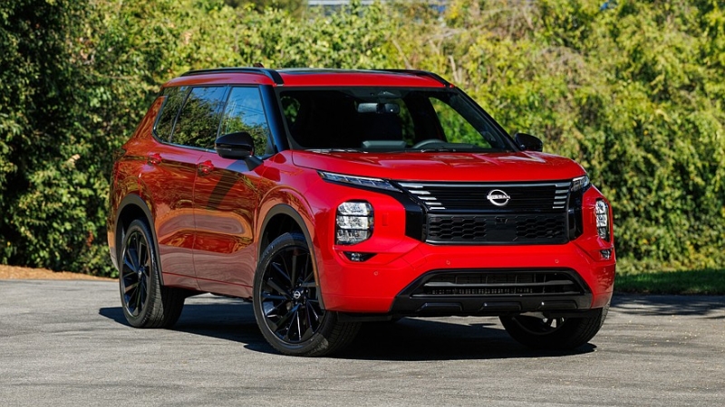 Nissan Rogue PHEV, копия Mitsubishi Outlander, обзавёлся ценником и оказался дороже донора