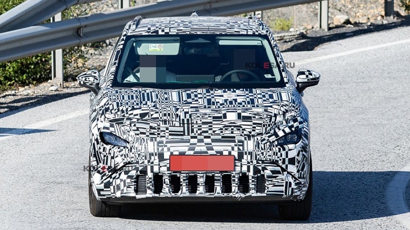 Новый компактный кроссовер Skoda Epiq проехался на камеру