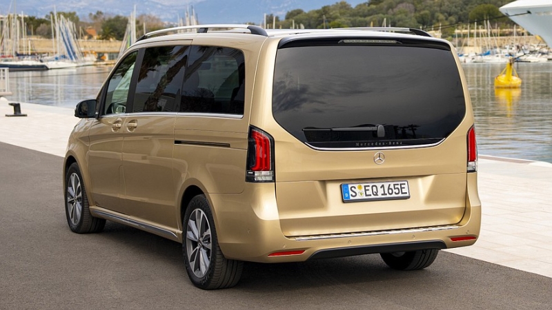 Новый Mercedes-Benz V-класса: первые изображения