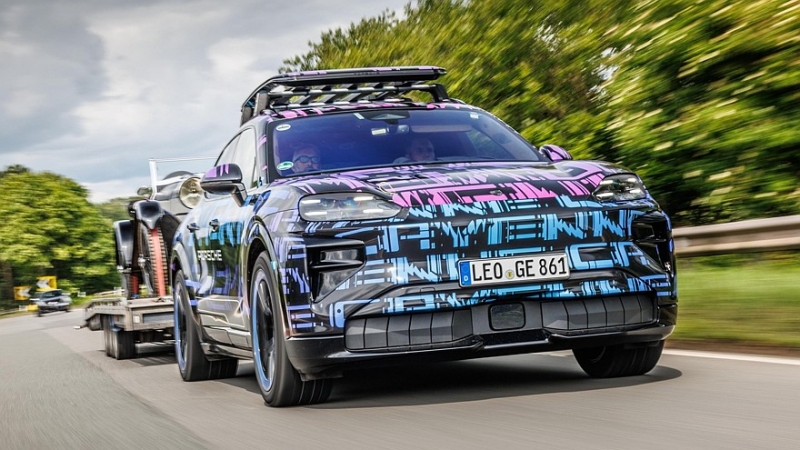 Новый Porsche Cayenne: рекорд от гонщицы-блондинки и грузовой тест от Ричарда Хаммонда