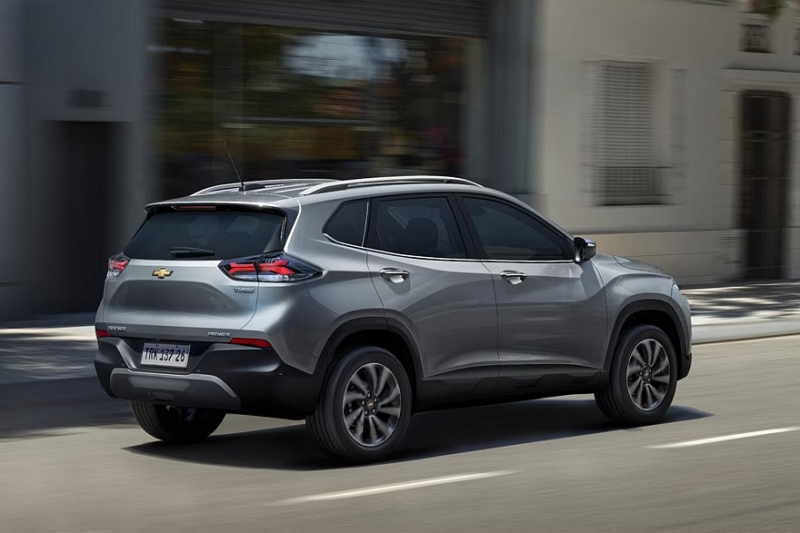 Обновлённый Chevrolet Tracker выходит на рынок: модный дизайн и два мотора