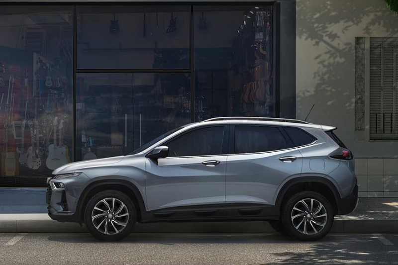 Обновлённый Chevrolet Tracker выходит на рынок: модный дизайн и два мотора