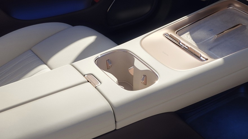 Обновлённый Xiaomi SU7: мощнее, дальнобойнее, богаче и немного дороже