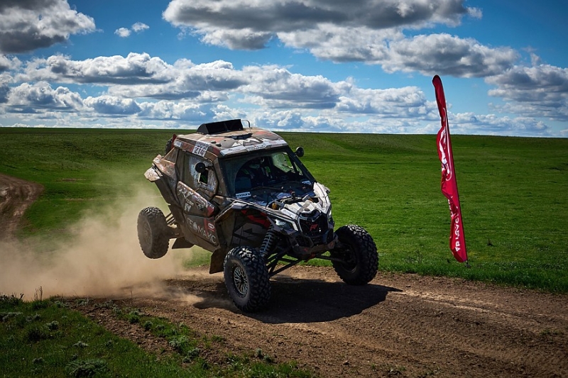 Первые победы сезона: итоги первого внедорожного марафона в Калмыкии