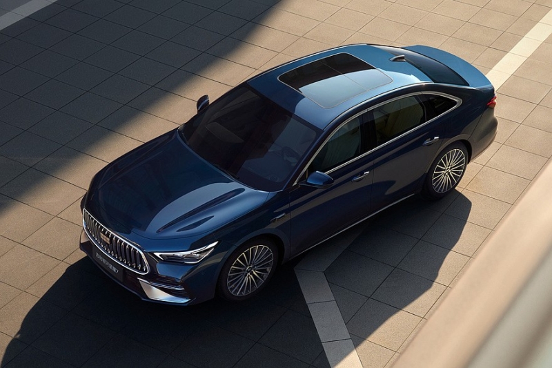Полноприводный седан Geely Galaxy Starshine 7: новые фото и подробности