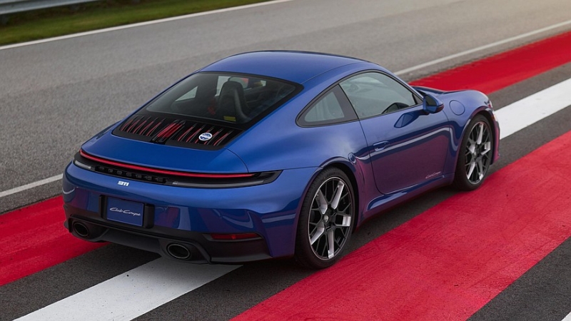 Porsche подготовила юбилейную спецверсию 911 Club Coupe для избранных