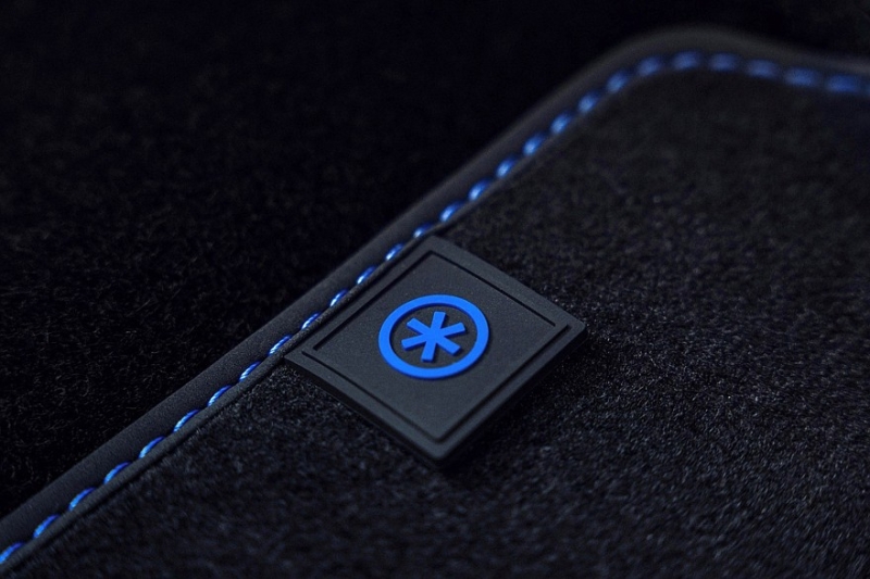 Привет из лихих 90-х: Volkswagen ID.3 GTX в спецверсии Fire+Ice стал серийным