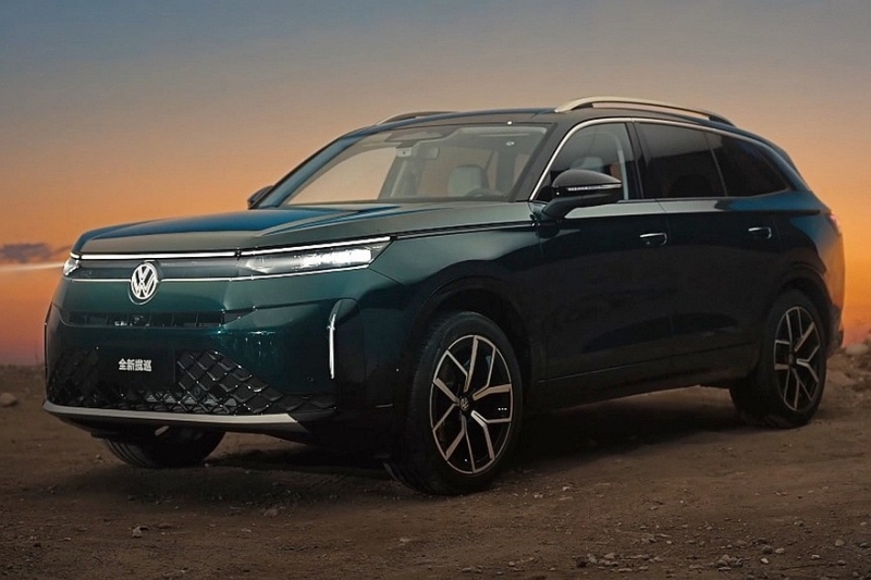 Рестайлинг принёс большому кроссоверу Volkswagen Tavendor новый салон