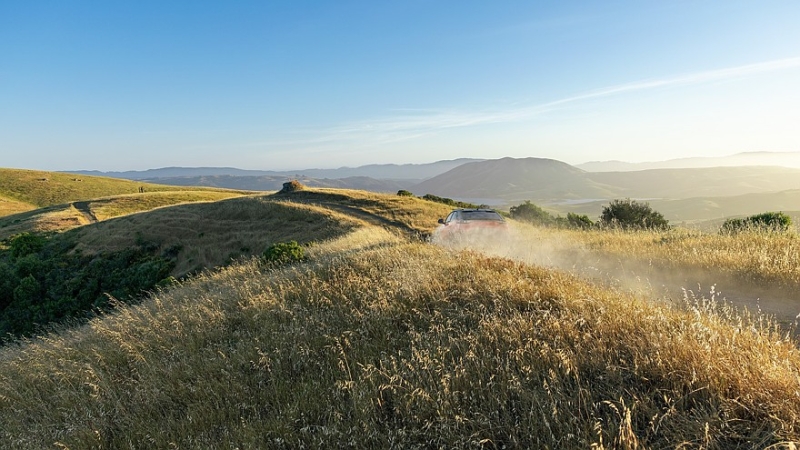 Subaru готовит новый кроссовер: первый тизер Uncharted