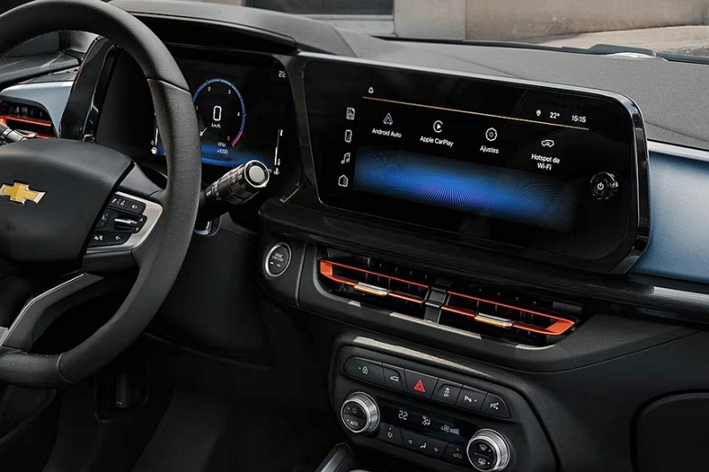 Теряющий покупателей Chevrolet Onix пережил рестайлинг: официальные фото