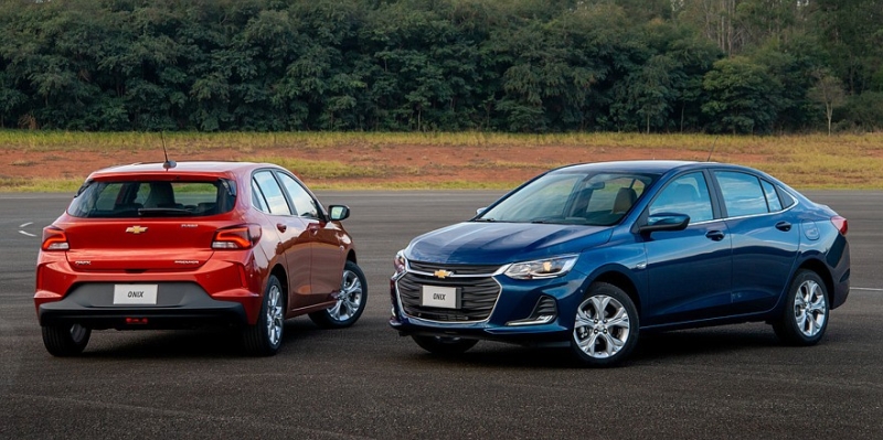 Теряющий покупателей Chevrolet Onix пережил рестайлинг: официальные фото