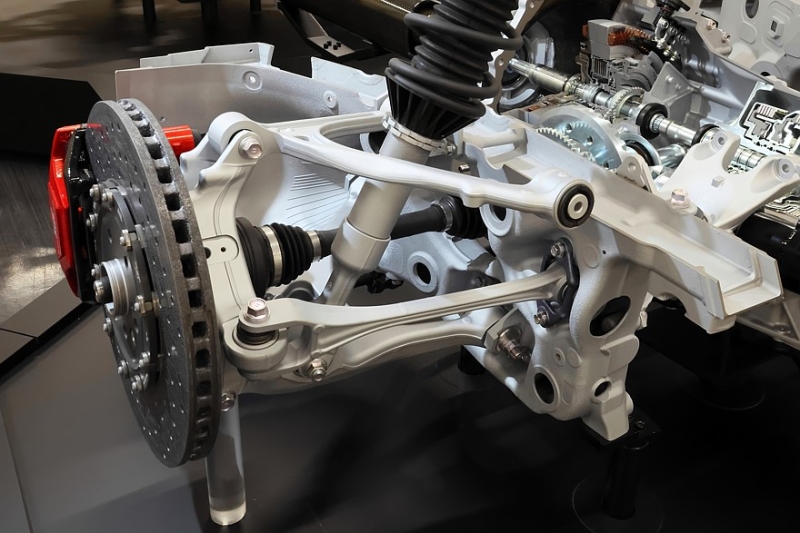 Toyota представила суперкар GR GT: мощный V8, компоновка transaxle и готовность к гонкам