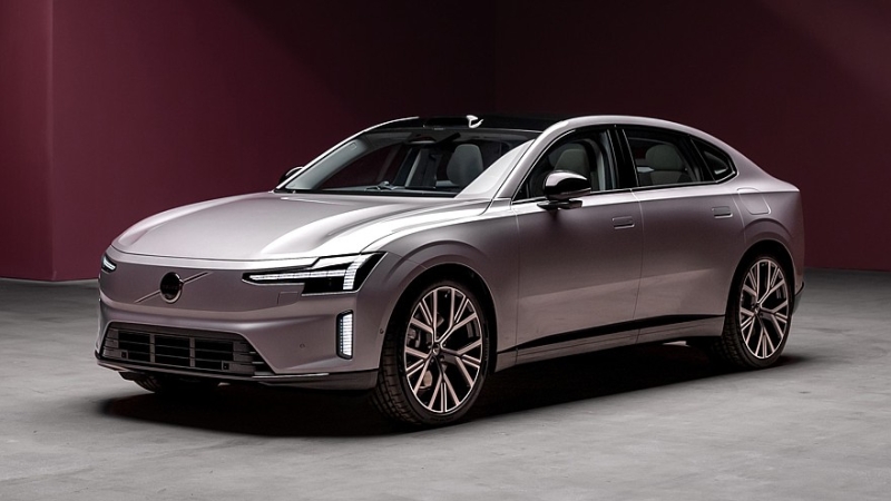 Volvo может начать выпускать популярные кроссоверы XC60 и XC90 в США